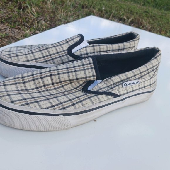 Airwalk Size 6 Brown Black Checkered Kid's Sneaker Shoes - Picture 3 of 10